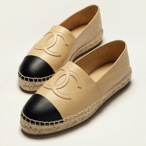 Chanel ESPADRILLES  Lambskin in Beige & Black